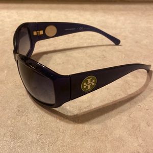 Never worn navy Tory Burch sunglasses